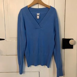 Women’s M Gap sweater